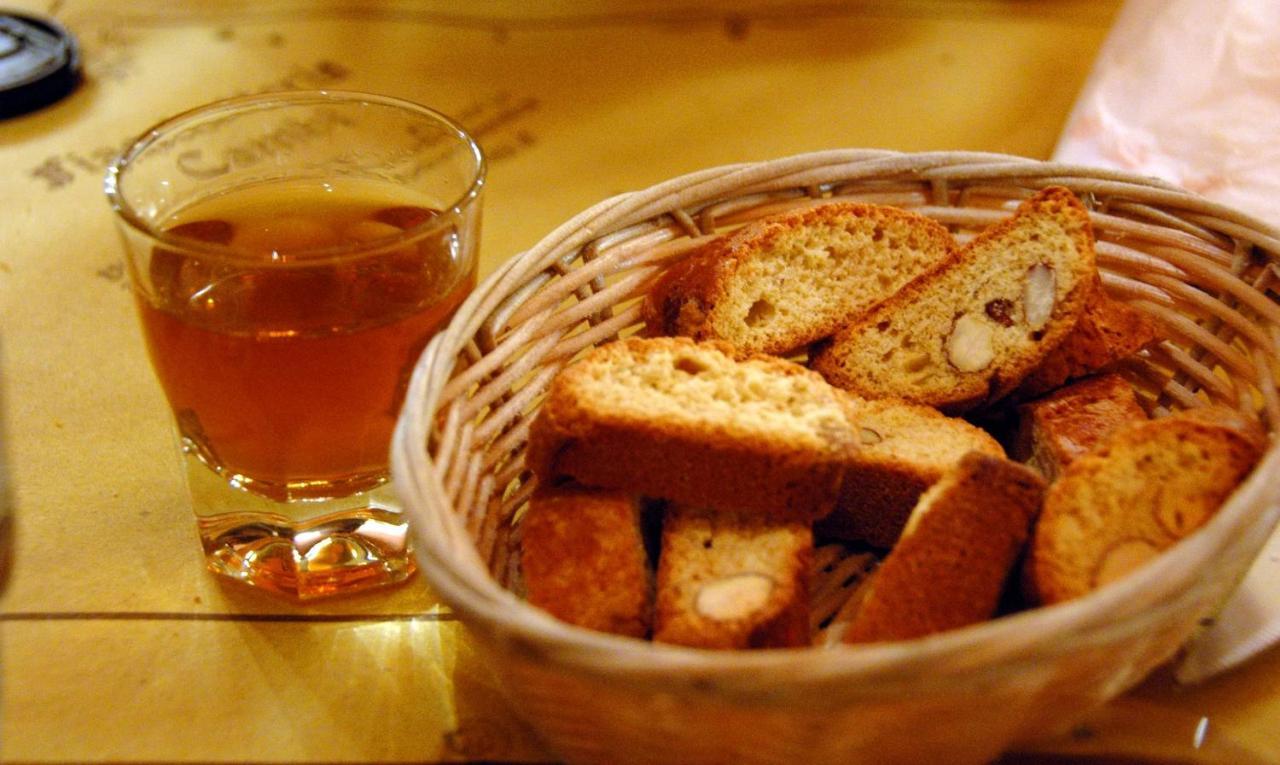 مبيت وإفطار أنغياري Antica Dimora Del Pellegrino المظهر الخارجي الصورة